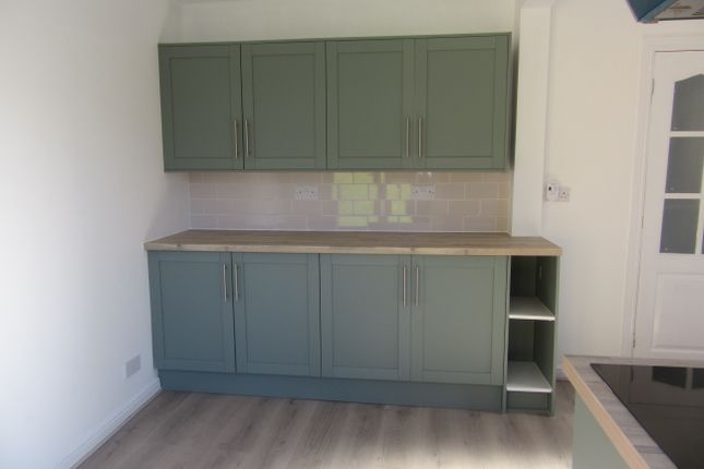 15, Lauren Close, Huyton photo 4