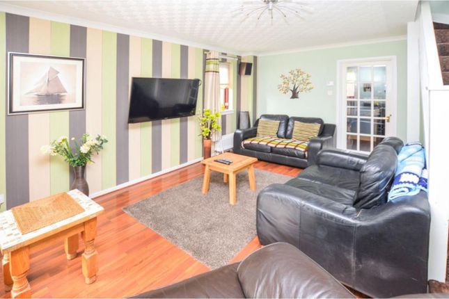 1, Dunskaith Place, Glasgow photo 4