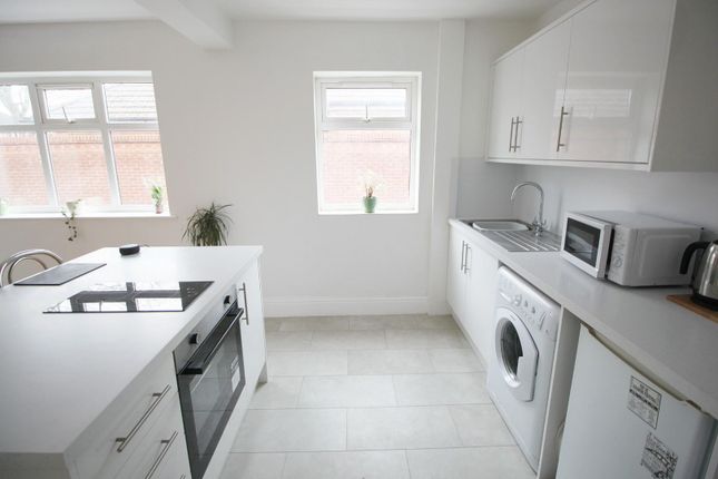 3, Waverley Avenue, Southampton photo 4