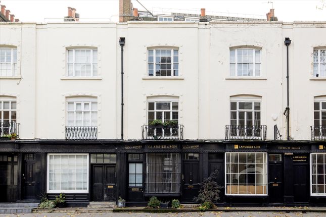 Thumbnail Link-detached house for sale in Duke's Road, London
