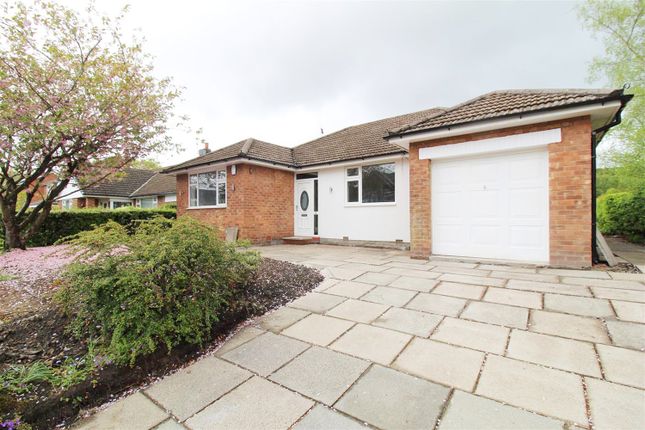 Detached bungalow to rent in Green Croft, Romiley, Stockport