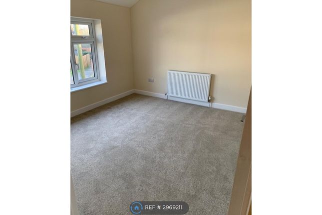 A Riversdale Road, Ashford photo 3
