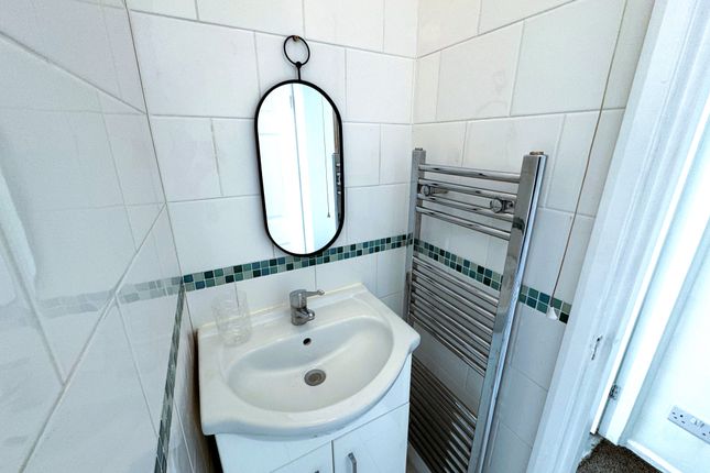 38, Hatfield Road, Dagenham photo 5