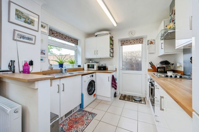 30, Manor Farm Way, Bedford photo 4