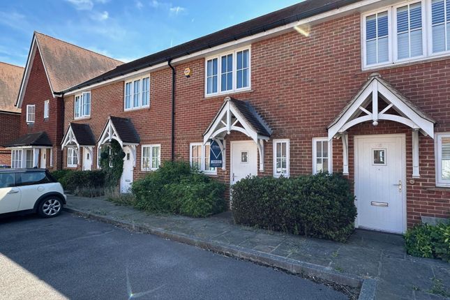 Thumbnail Terraced house for sale in Longhurst Avenue, Horsham