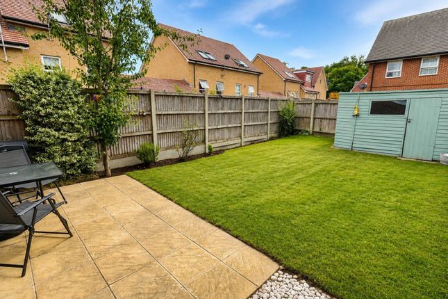 4, Peregrine Way, Hatfield photo 2
