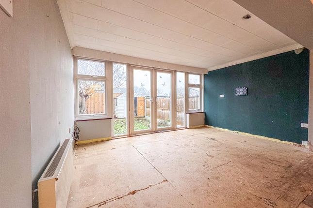 27, Coriander Road, Colchester photo 4