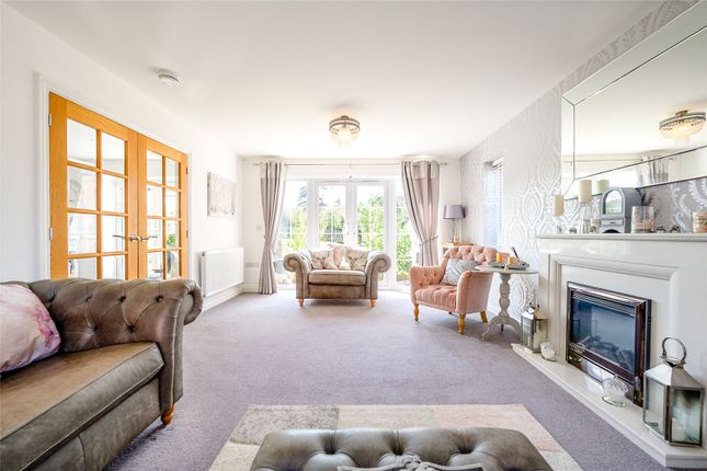 33, Squires Meadow, Ross-on-Wye photo 2