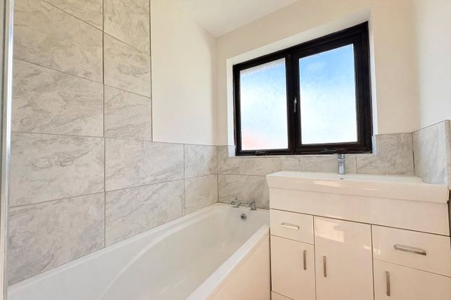3, Barnhurst Close, Liverpool photo 3