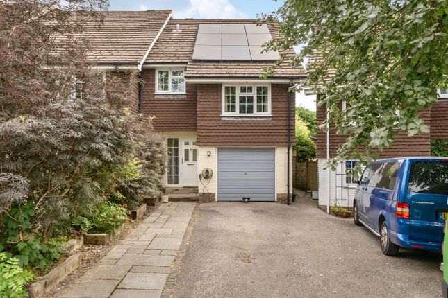 4-bed house on 3, Firs Crescent, Winchester, £485,000