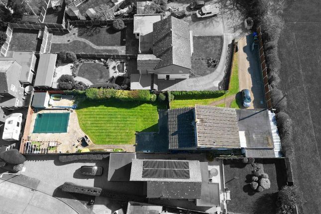22, Recreation Avenue, Corringham photo 2