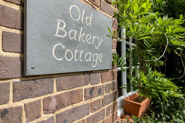 Old Bakery Cottage, Howbourne Lane, Uckfield photo 2