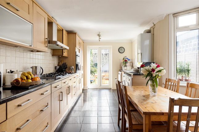 17, Melville Road, Walthamstow photo 3