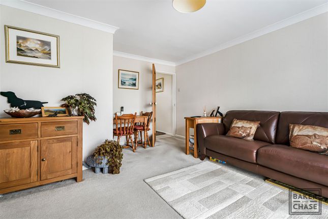 82, Southbury Avenue, Enfield photo 4