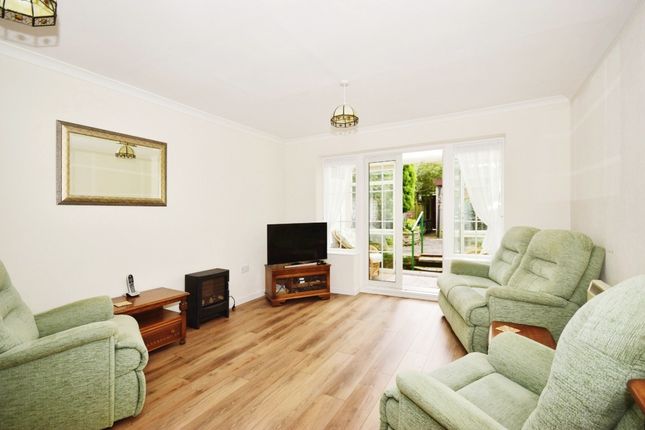 Thumbnail Terraced house to rent in Grange Road, Sutton