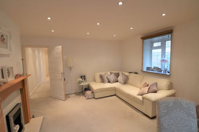 Thumbnail Flat to rent in The Woodlands, Upper Norwood, London, England