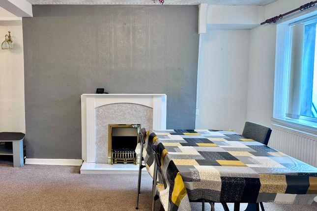 57 Miers Street, Swansea photo 2