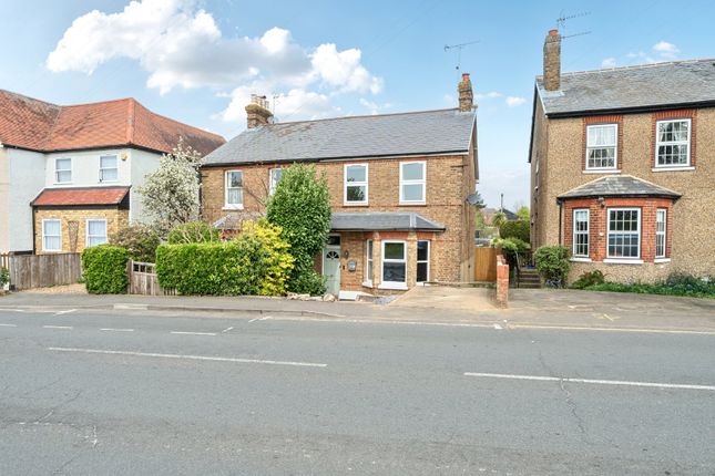 119, Stomp Road, Burnham photo 2