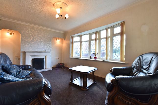 49, Sandringham Road, Stourbridge photo 2