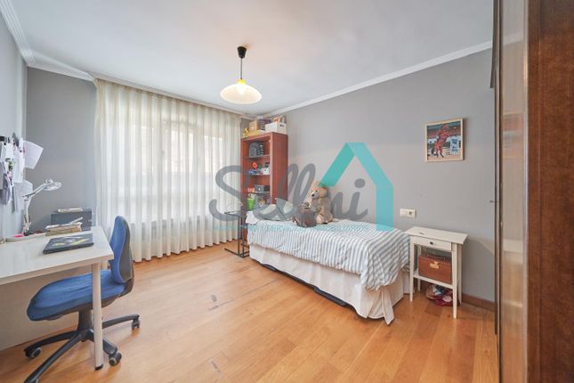 Apartment for sale in Calle Cervantes 33004, Oviedo, Asturias