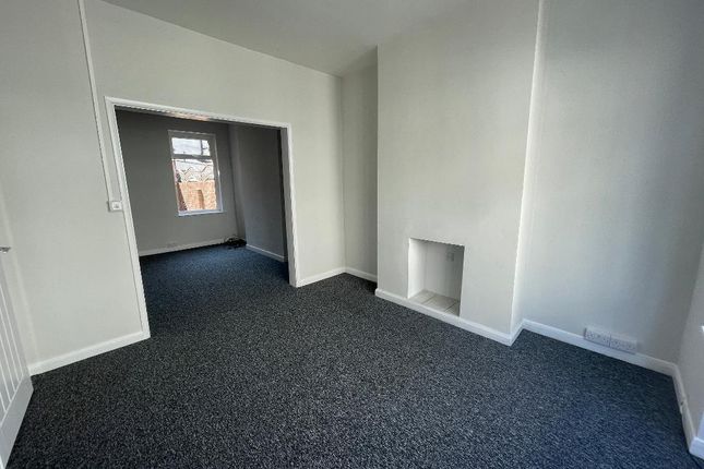 Myrtle Avenue, Wellsted Street, Hull photo 3