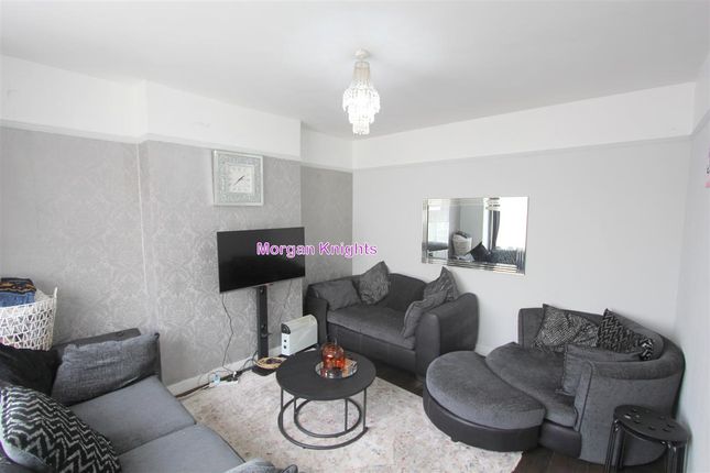 Thumbnail Terraced house to rent in Wall End Road, East Ham