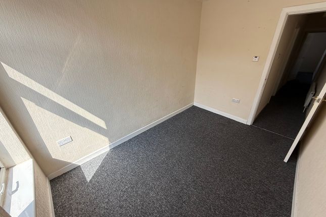 41, Wolverhampton photo 5