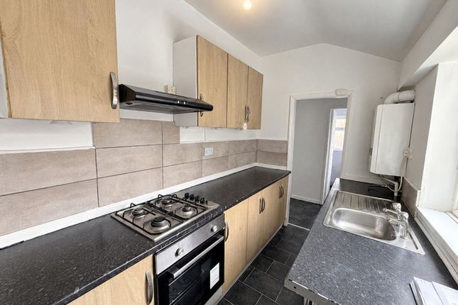 45, Victoria Road, Doncaster photo 3