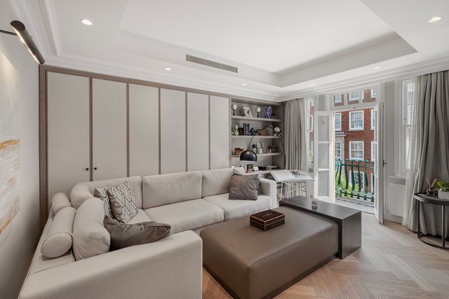 10, Cumberland Mansions, Marylebone photo 2