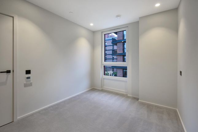 DF Flat 405 Bowline House 5, Hemlock Street, London photo 5