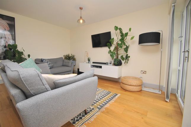2 Bed Flat For Sale In Listowel Road Kings Heath Birmingham B14
