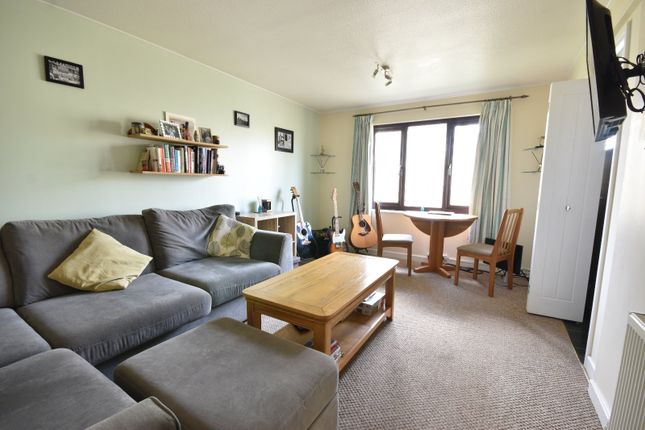 18 Altdam Farm,, Parkview Road, Salfords photo 3
