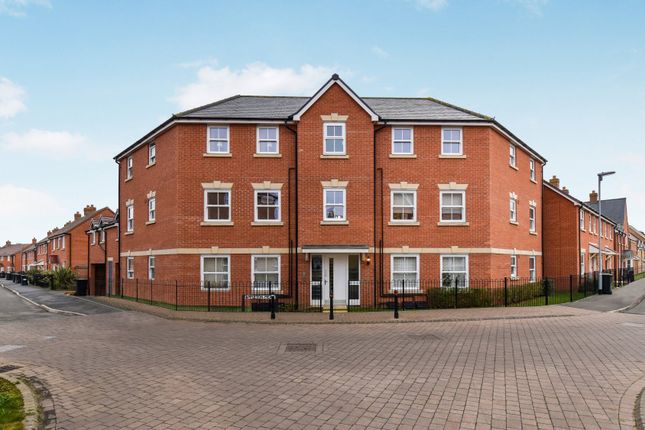 Thumbnail Flat for sale in Sanger Avenue, Biggleswade