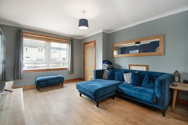 33, Balbeggie Terrace, Dundee photo 4
