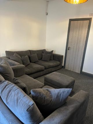Thumbnail Flat to rent in Bryn Y Mor Crescent, Swansea
