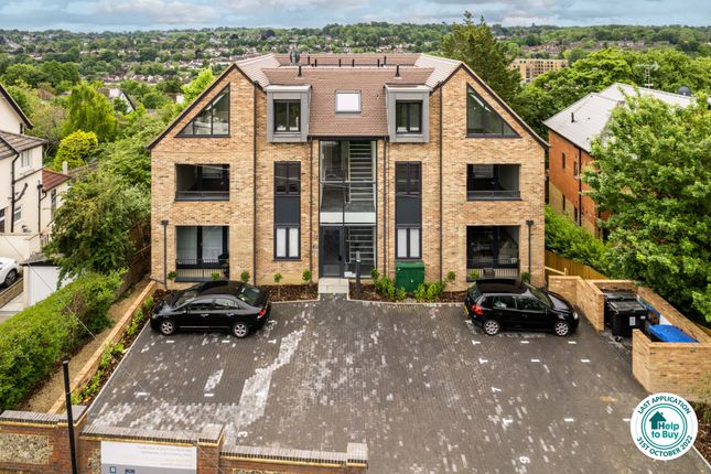 Thumbnail Flat for sale in Forty, Woodcote Grove Road, Coulsdon