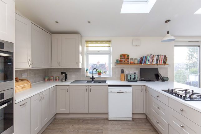 32, Sylvan Way, Bristol photo 4