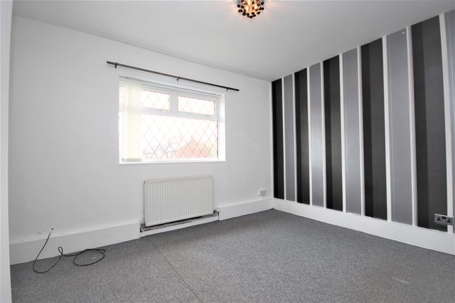 7, Birch Road, Manchester photo 5