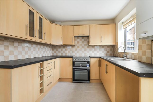 5, Ayrshire Close, Salisbury photo 4