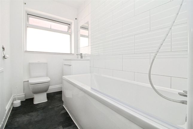 50a, Warwick Road, Essex photo 5