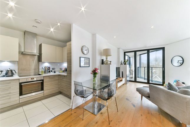 Flat for sale in City Mill Apartments, Lee Street, Haggerston, London