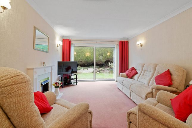 1, Wade Avenue, Coventry photo 2