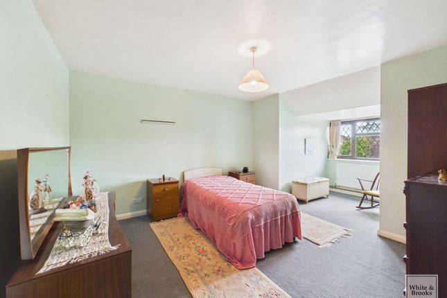 5 Summerley Lane, Bognor Regis photo 4