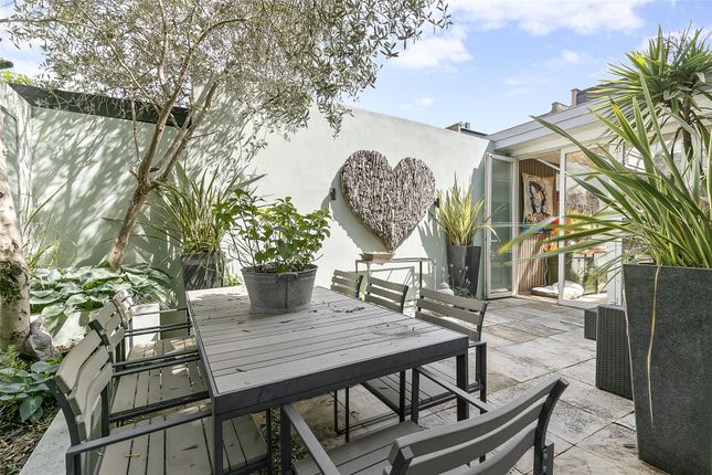 Thumbnail Detached house to rent in Swaffield Road, London