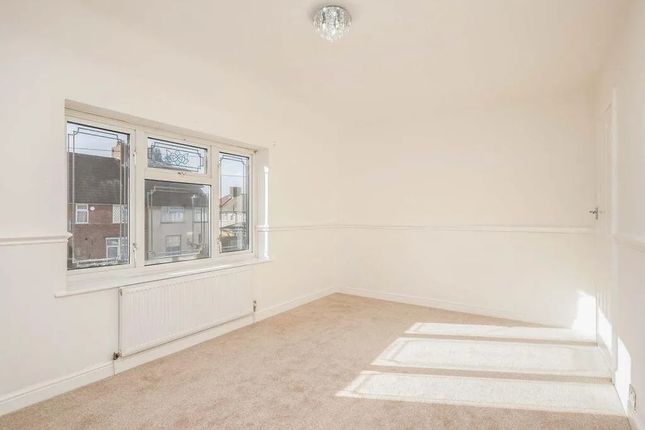 254, Stamford Road, Dagenham photo 4
