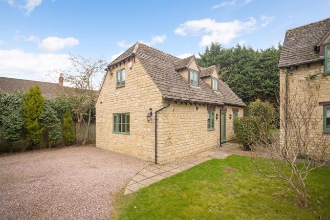 Thumbnail Detached house to rent in Mill Street, Kidlington, Oxford