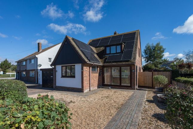 2-bed detached on 50, Palmarsh Avenue, Hythe, £400,000