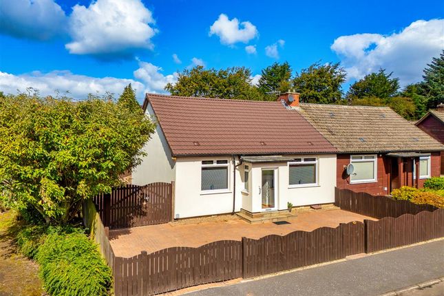 2-bed house on 56, Croftfoot Drive, Fauldhouse, £165,000