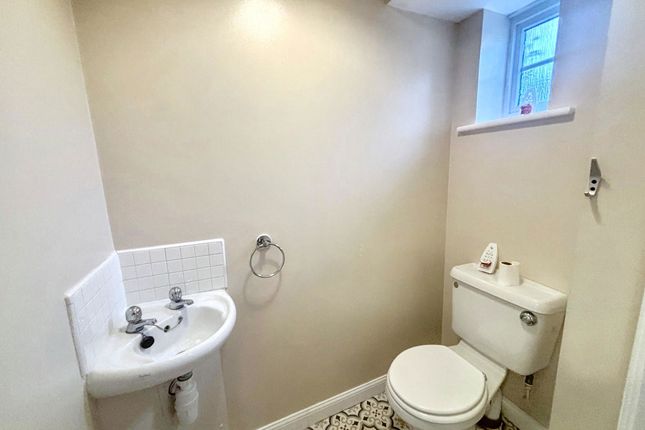 31, Roman Court, Wallsend photo 4