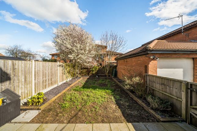 6, Elmgarth, Sleaford photo 4